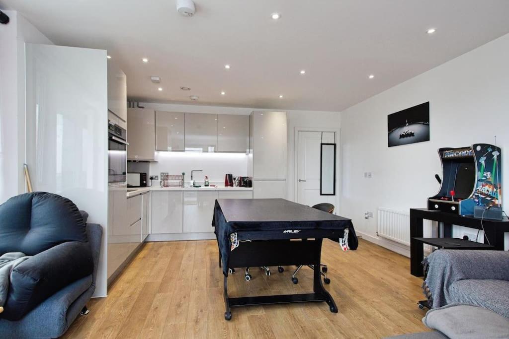 Greenwich O2 Apartment London Exterior photo
